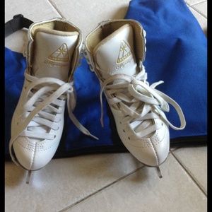 Little Girls Ice Skates